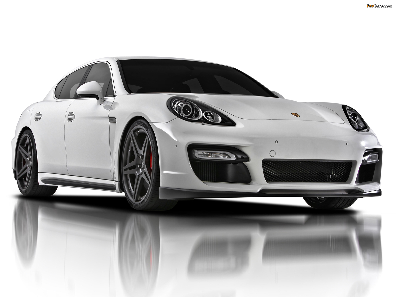 Images of Vorsteiner Porsche Panamera Turbo V-PT (970) 2010 (1600 x 1200)