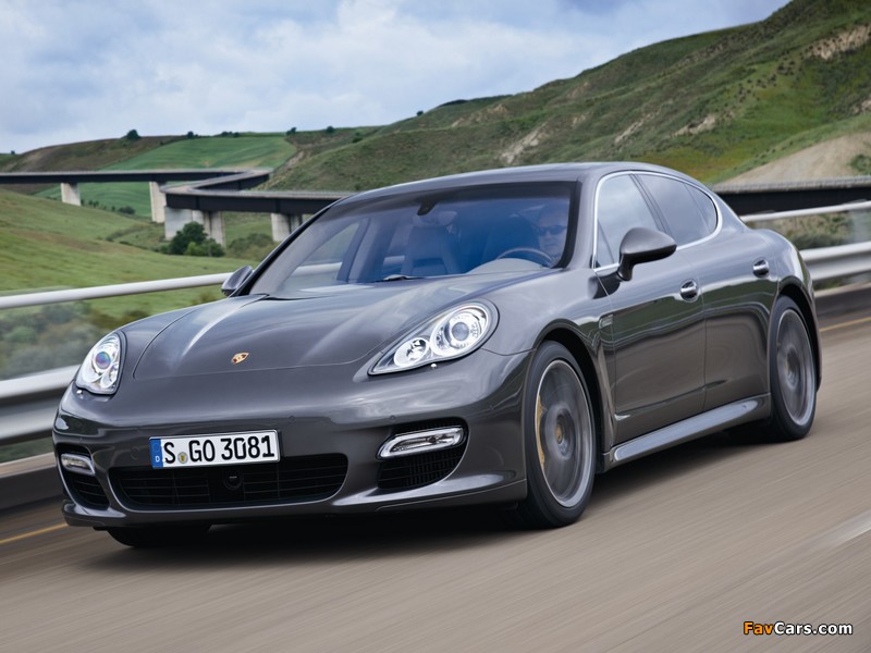 Images of Porsche Panamera Turbo S (970) 2011–13 (800 x 600)