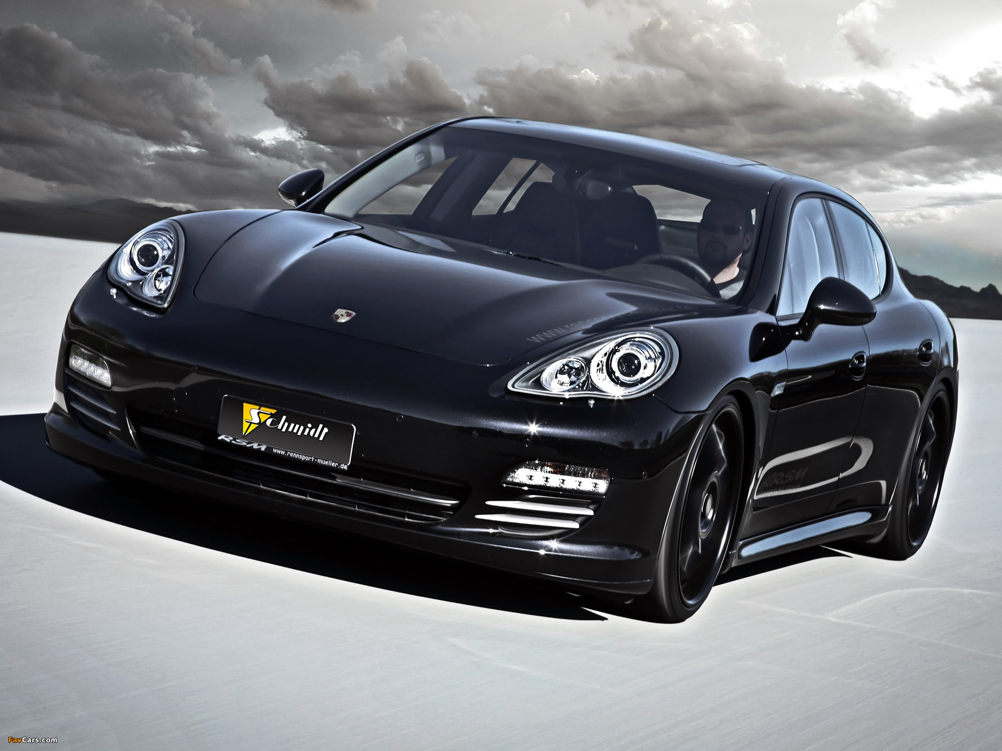 Images of RSM Porsche Panamera 4S (970) 2011 (2048 x 1536)