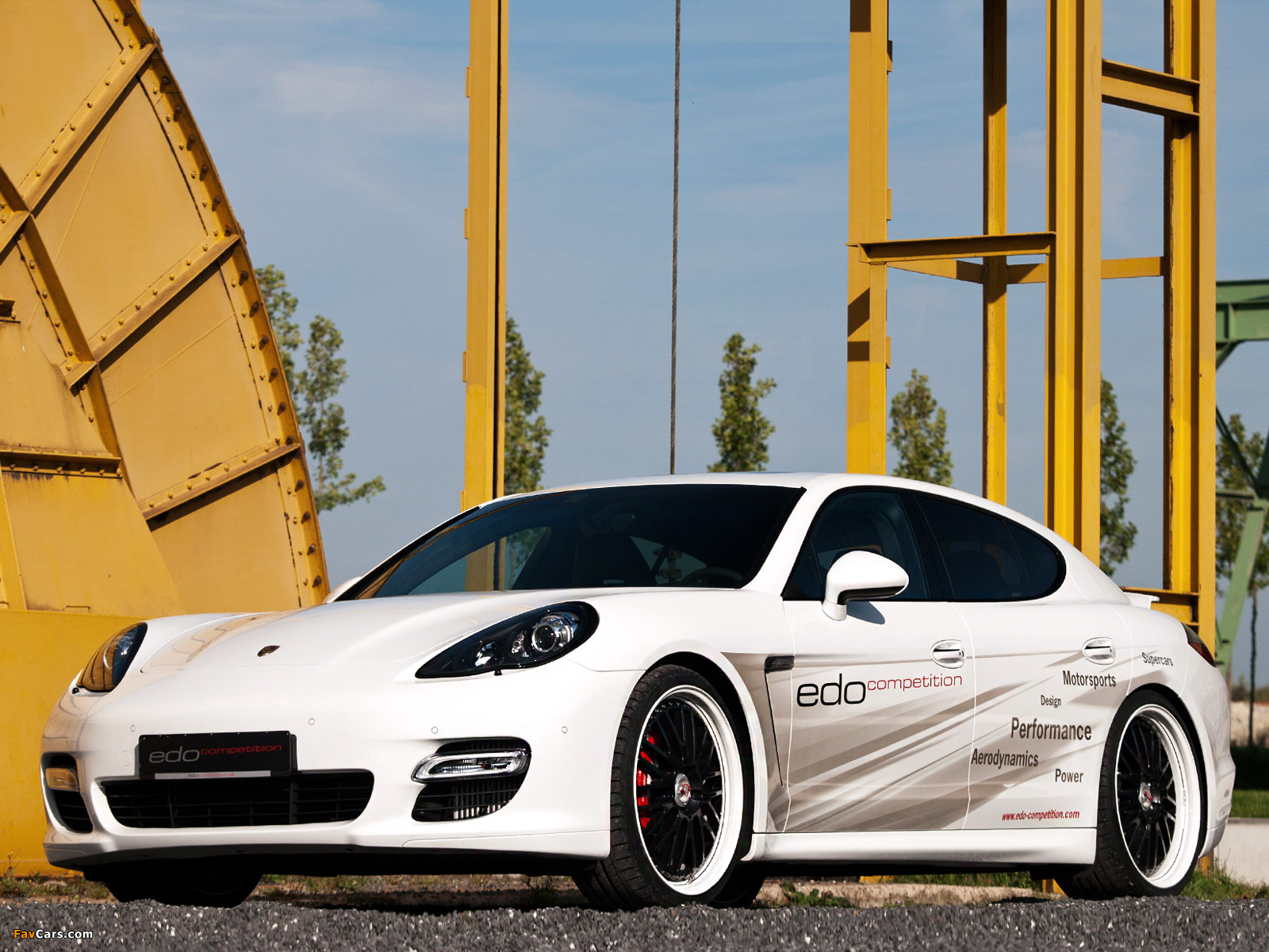 Images of Edo Competition Porsche Panamera Turbo S (970) 2012 (1600 x 1200)