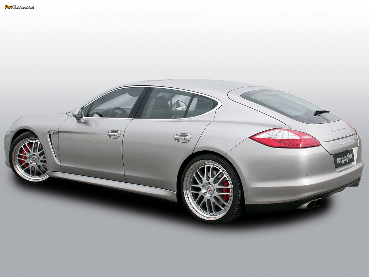 Photos of Cargraphic Porsche Panamera Turbo (970) 2010 (1280 x 960)