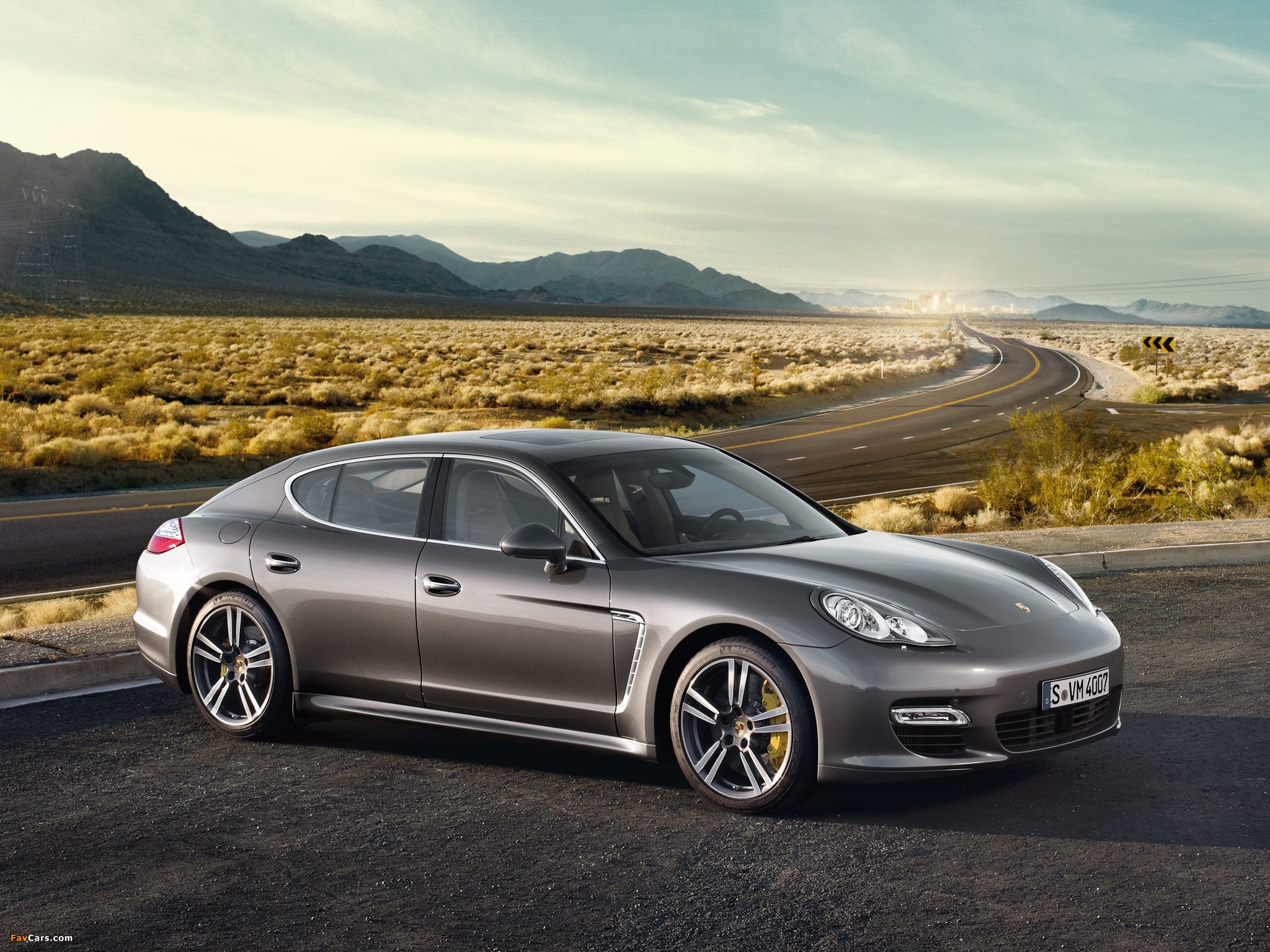 Photos of Porsche Panamera Turbo S (970) 2011–13 (2048 x 1536)