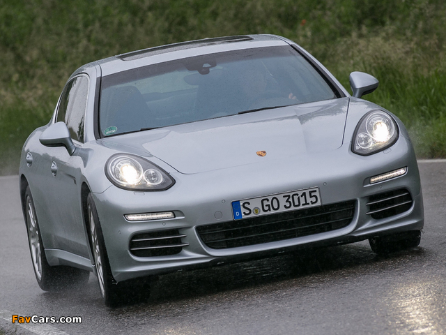Photos of Porsche Panamera 4S Executive (970) 2013 (640 x 480)