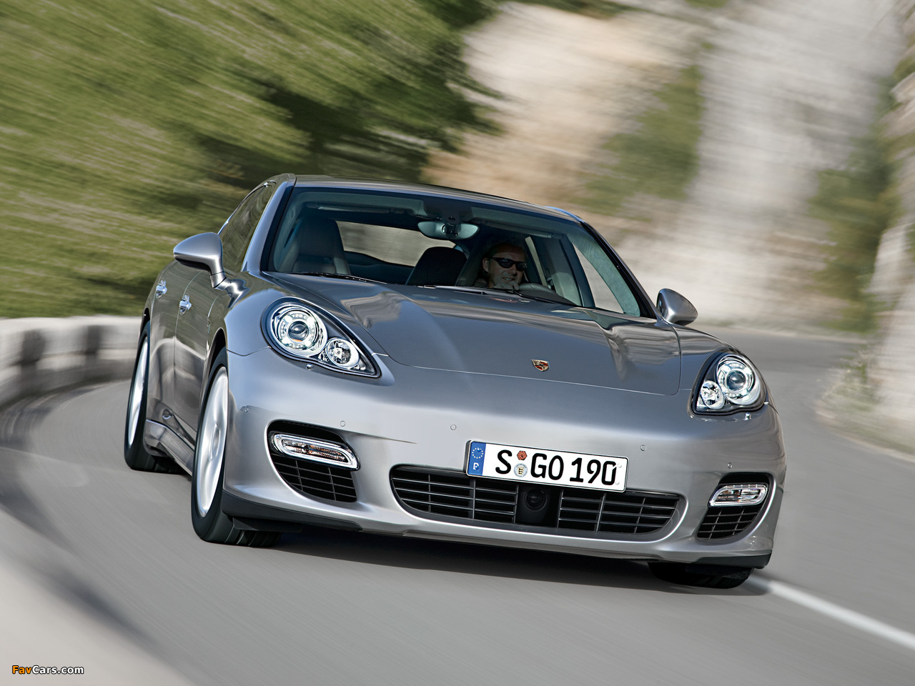 Pictures of Porsche Panamera Turbo (970) 2009 (1280 x 960)