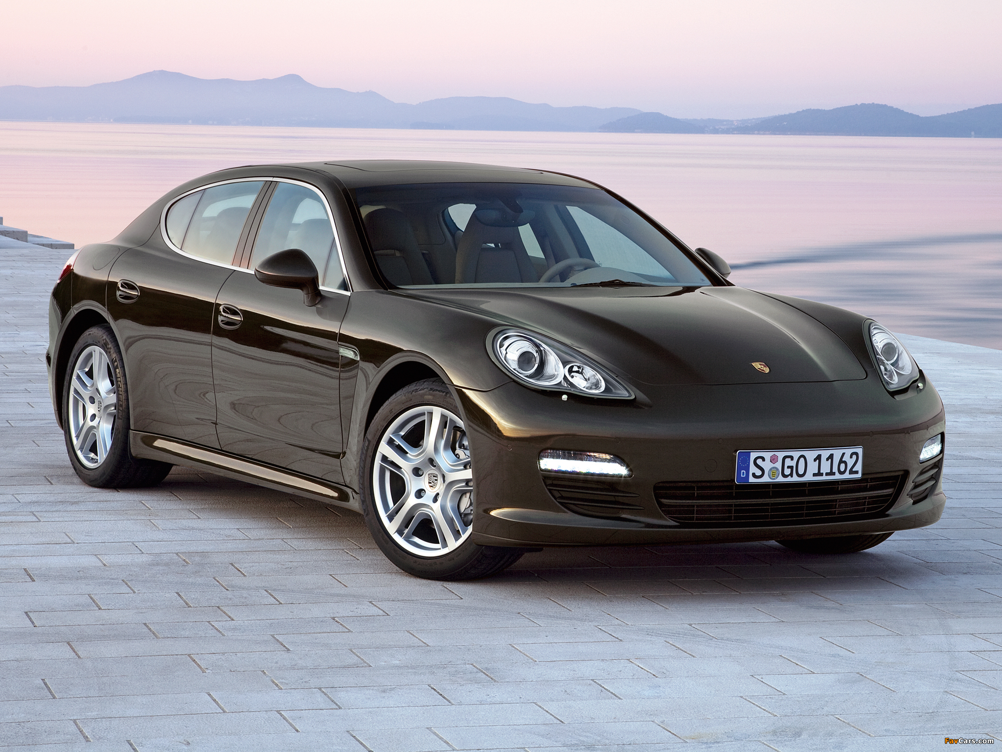 Pictures of Porsche Panamera S (970) 2009 (2048 x 1536)