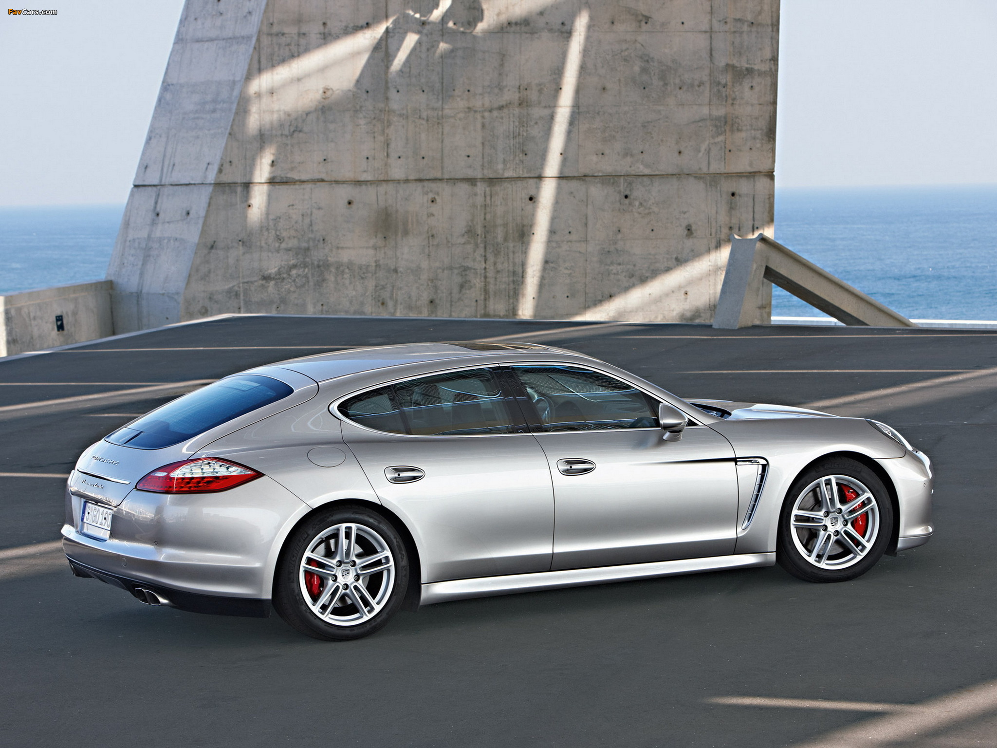 Porsche Panamera Turbo (970) 2009 photos (2048 x 1536)