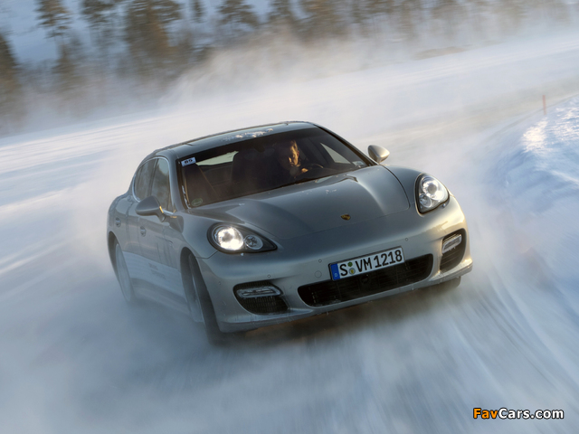 Porsche Panamera 4S (970) 2009–13 photos (640 x 480)