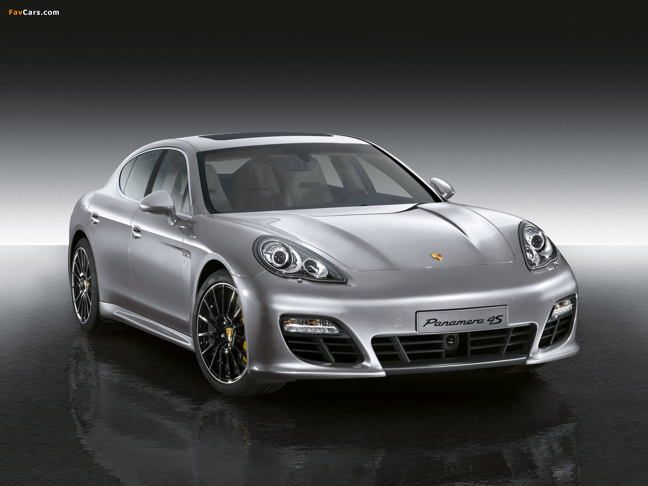 Porsche Panamera 4S Sport Design Package (970) 2010 photos (1280 x 960)