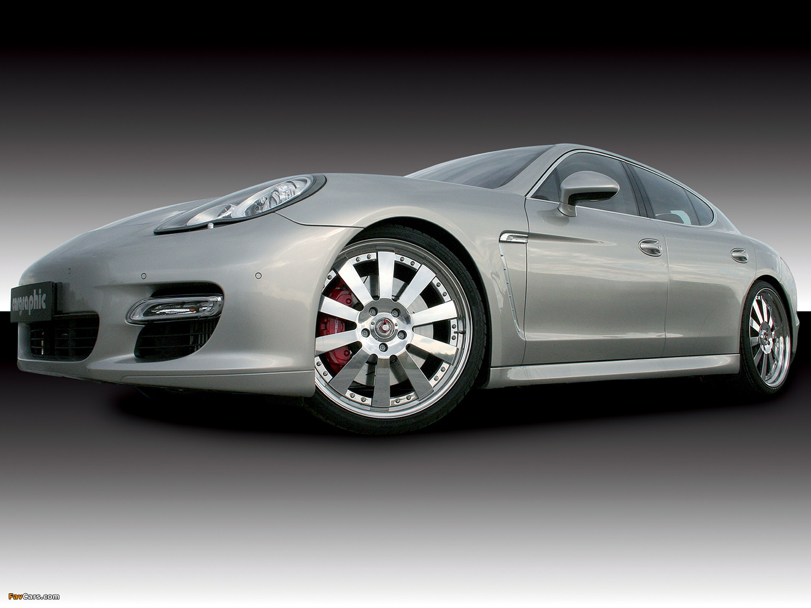 Cargraphic Porsche Panamera Turbo (970) 2010 pictures (1600 x 1200)