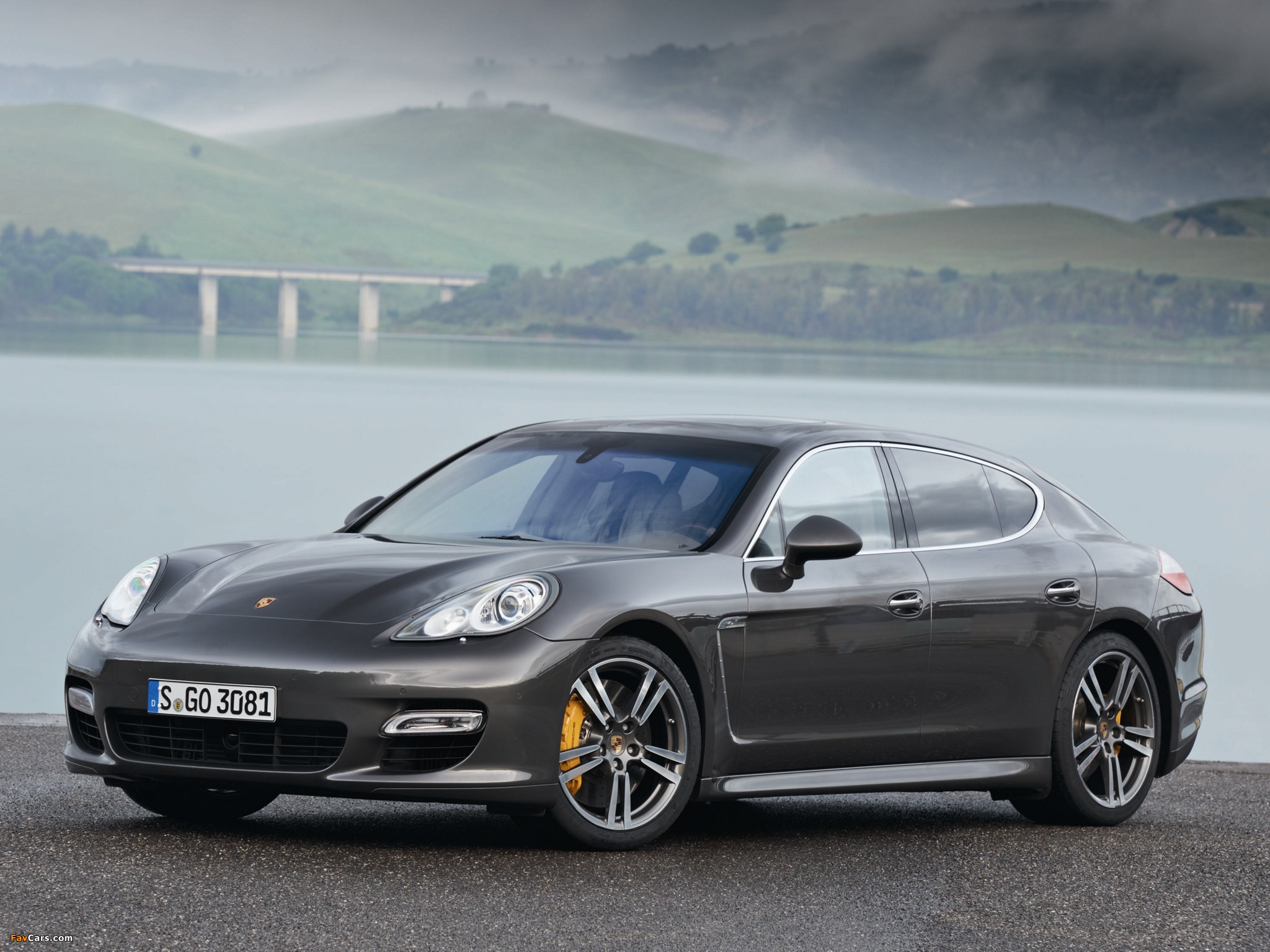 Porsche Panamera Turbo S (970) 2011–13 images (2048 x 1536)