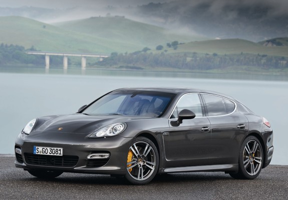 Porsche Panamera Turbo S (970) 2011–13 images