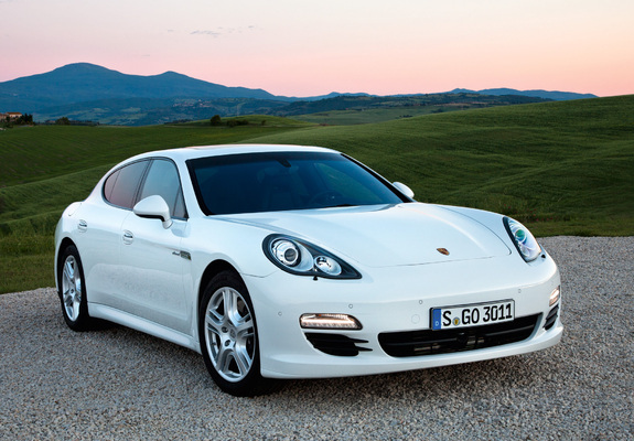 Porsche Panamera Diesel (970) 2011–13 wallpapers