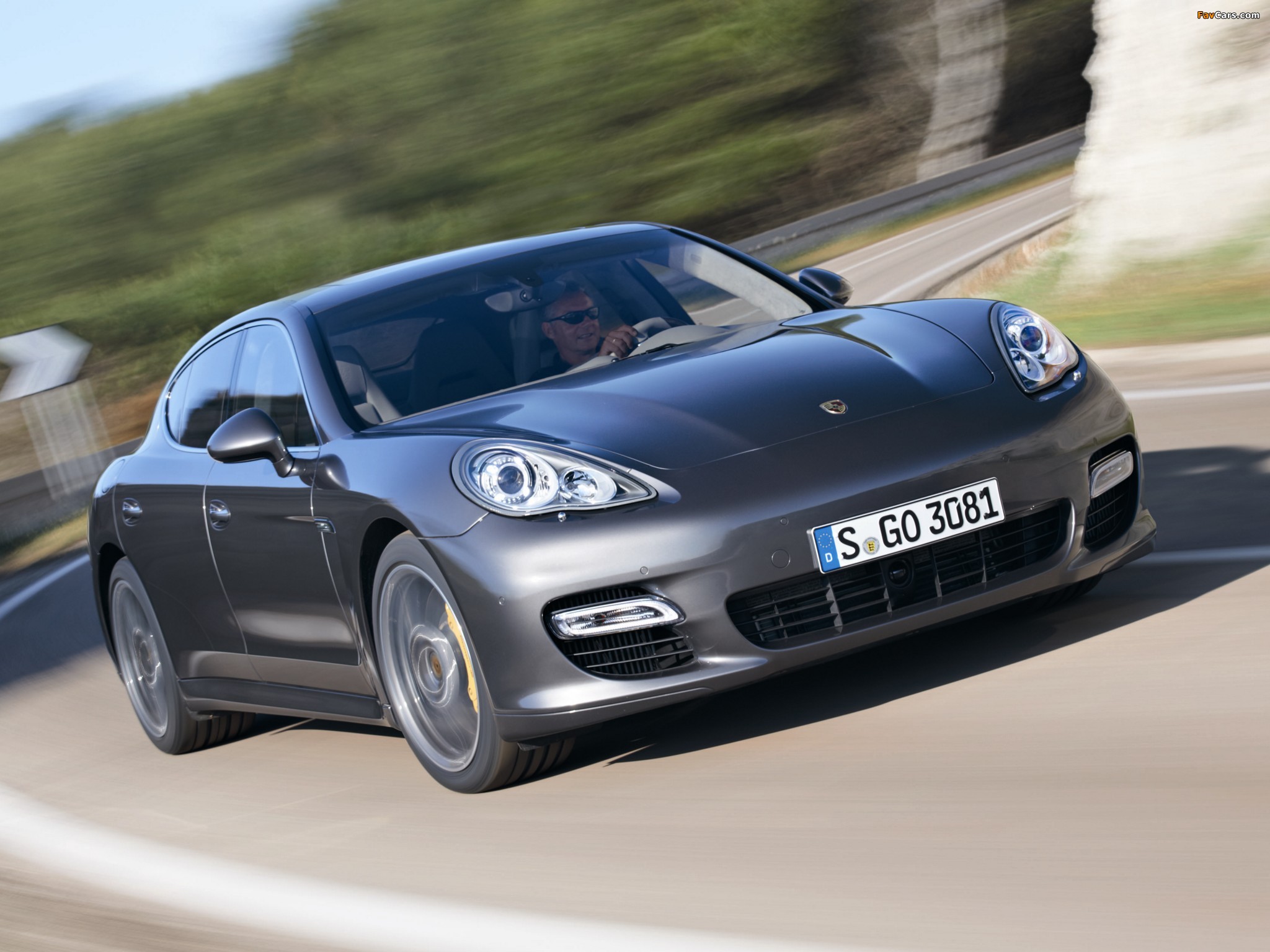 Porsche Panamera Turbo S (970) 2011–13 wallpapers (2048 x 1536)