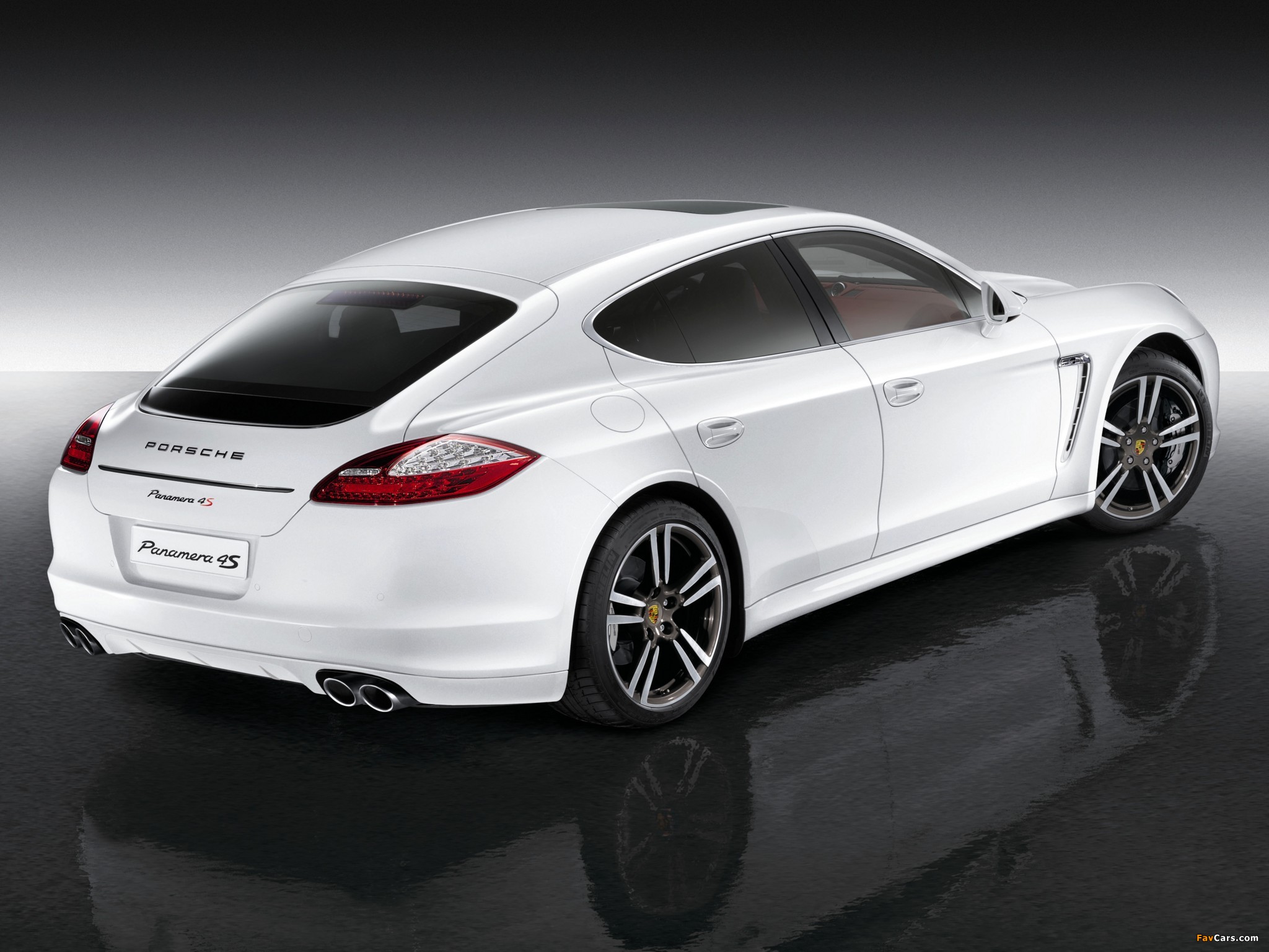 Porsche Panamera 4S Exclusive Middle East Edition (970) 2011 wallpapers (2048 x 1536)