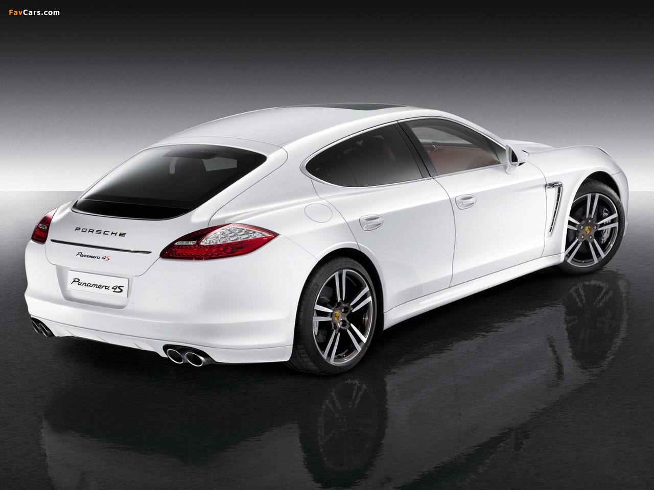 Porsche Panamera 4S Exclusive Middle East Edition (970) 2011 wallpapers (1280 x 960)