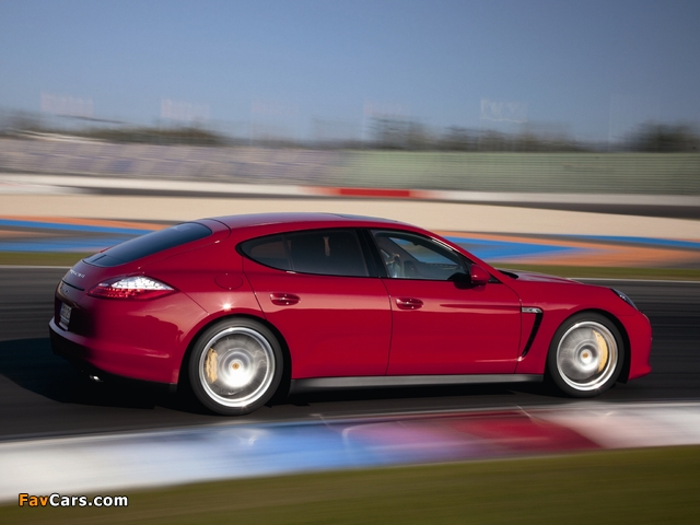 Porsche Panamera GTS (970) 2012–13 images (640 x 480)