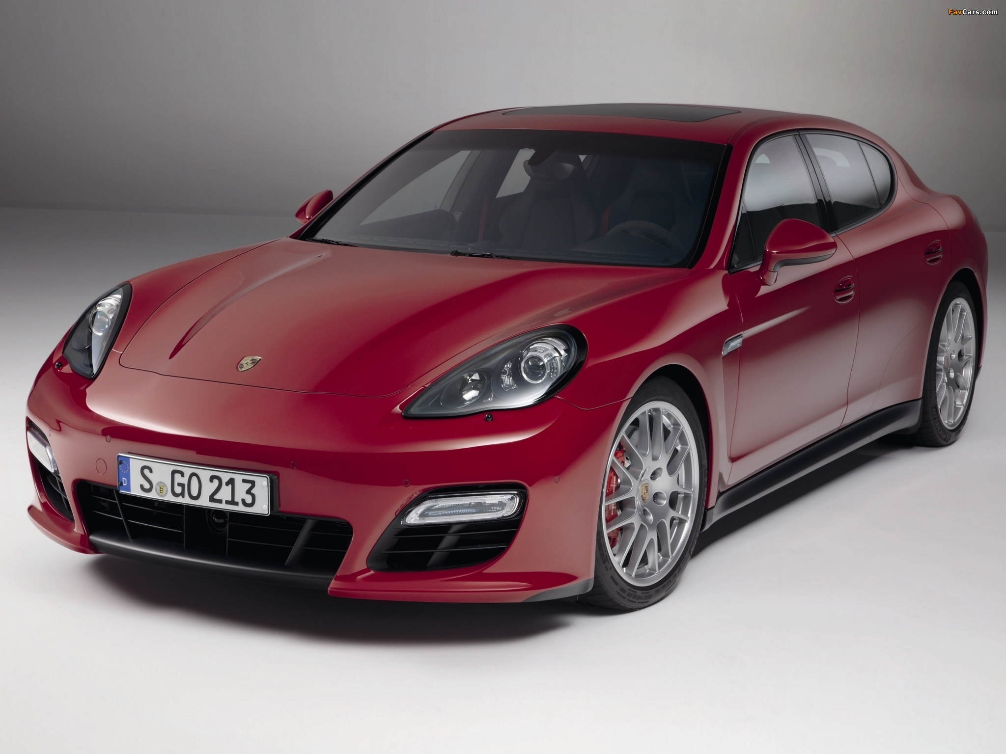 Porsche Panamera GTS (970) 2012–13 pictures (2048 x 1536)