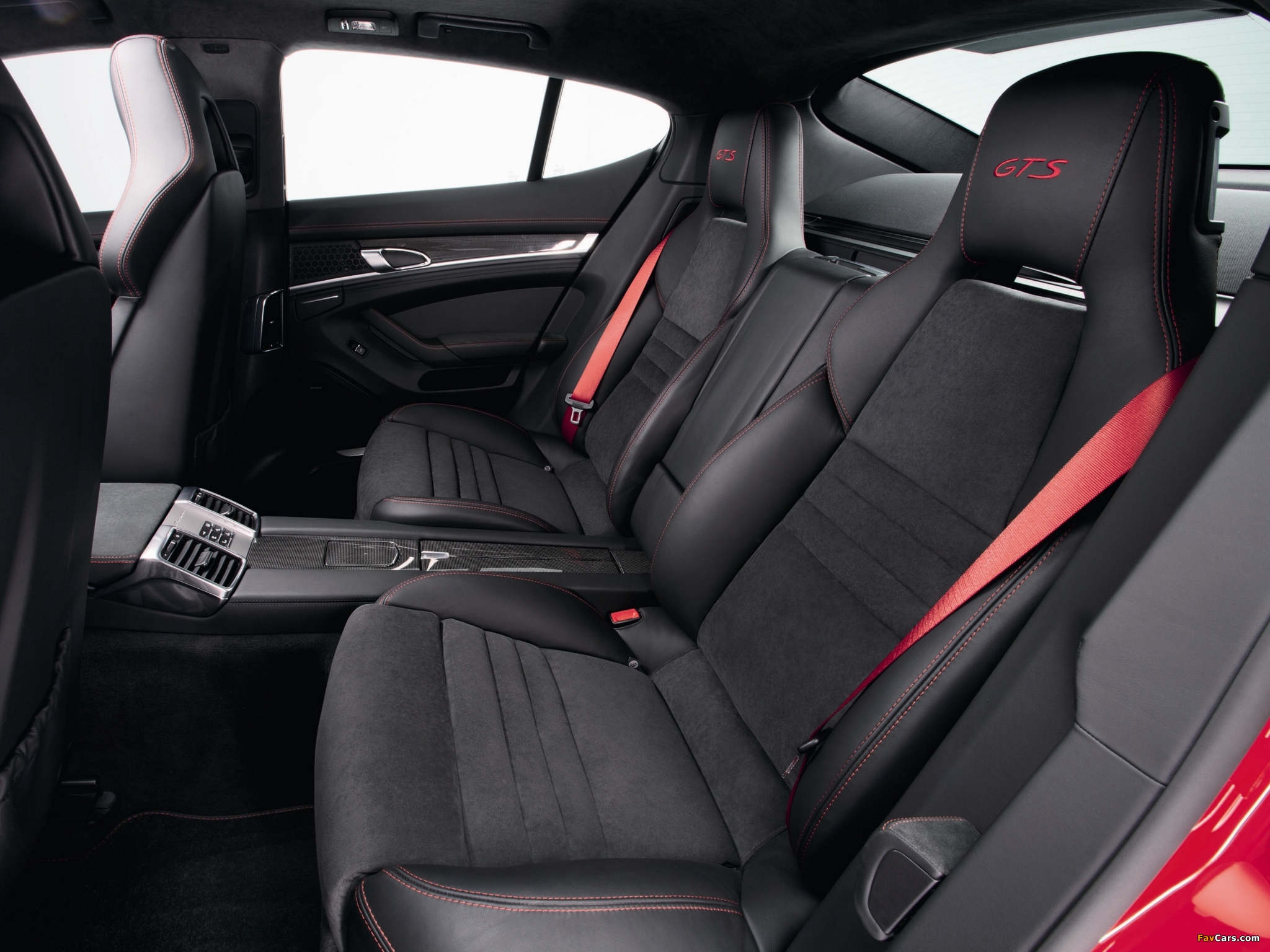 Porsche Panamera GTS (970) 2012–13 pictures (2048 x 1536)