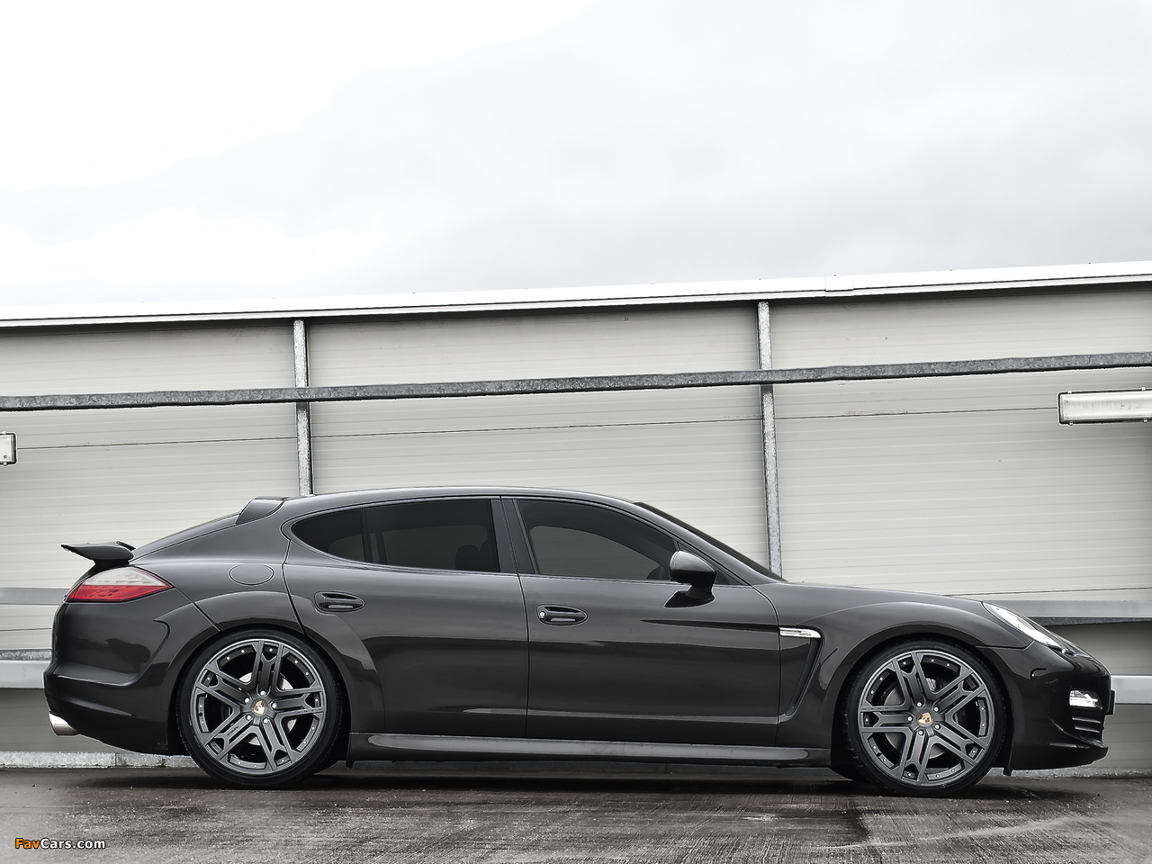 Project Kahn Porsche Panamera Wide Track Styling Package (970) 2012 pictures (1280 x 960)