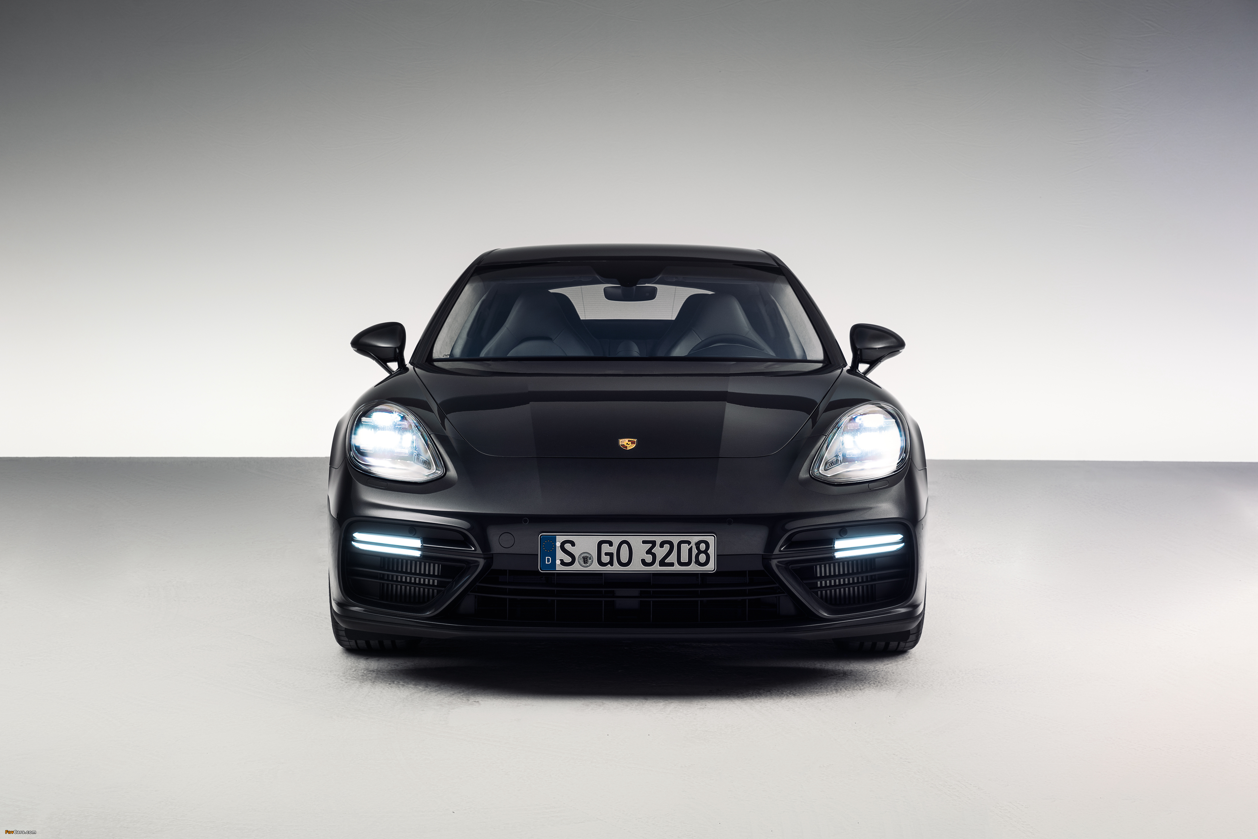 Porsche Panamera Turbo 2016 wallpapers (4096 x 2732)