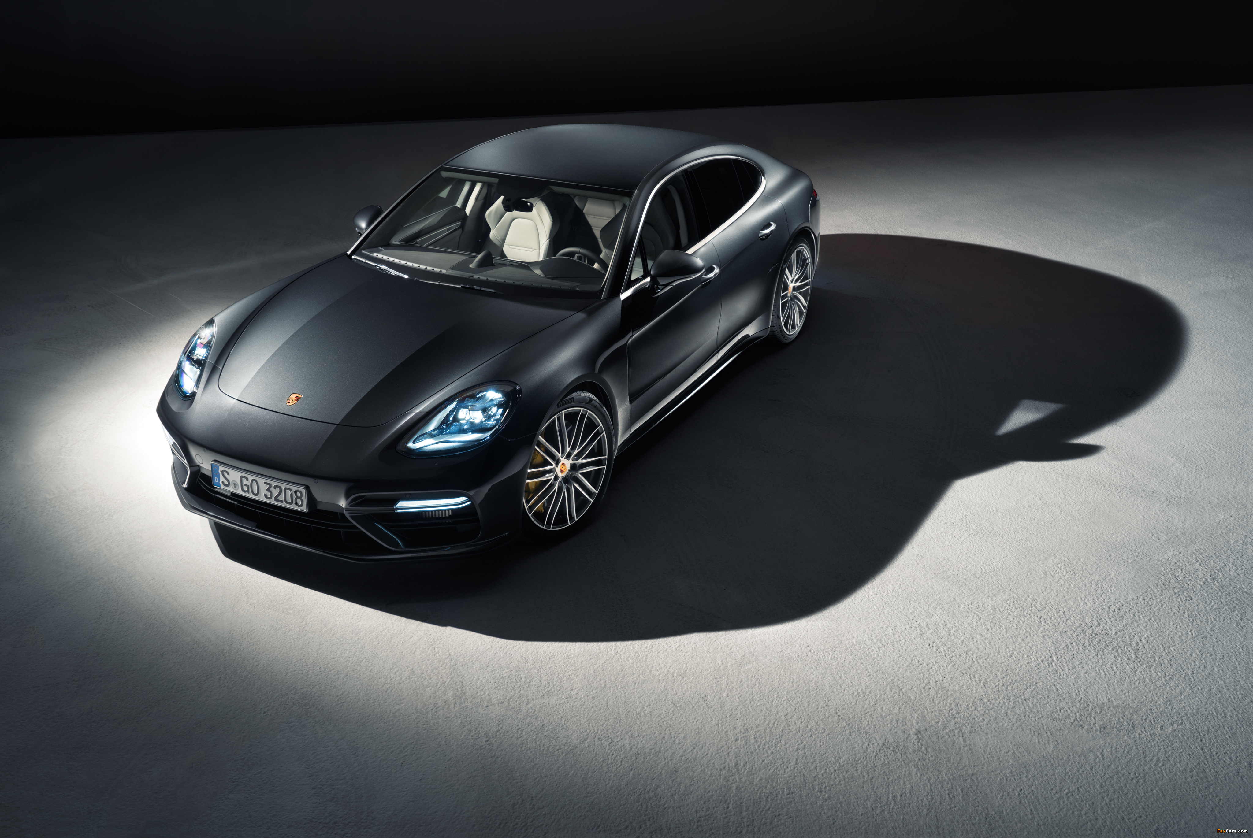 Porsche Panamera Turbo 2016 wallpapers (4096 x 2740)