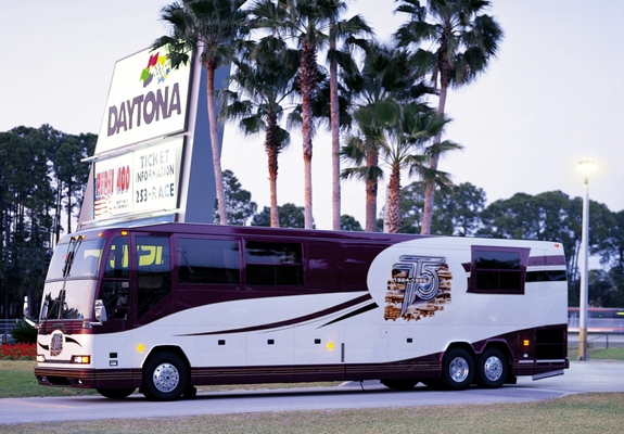 Images of Prevost H3-45 VIP Motorhome 2004
