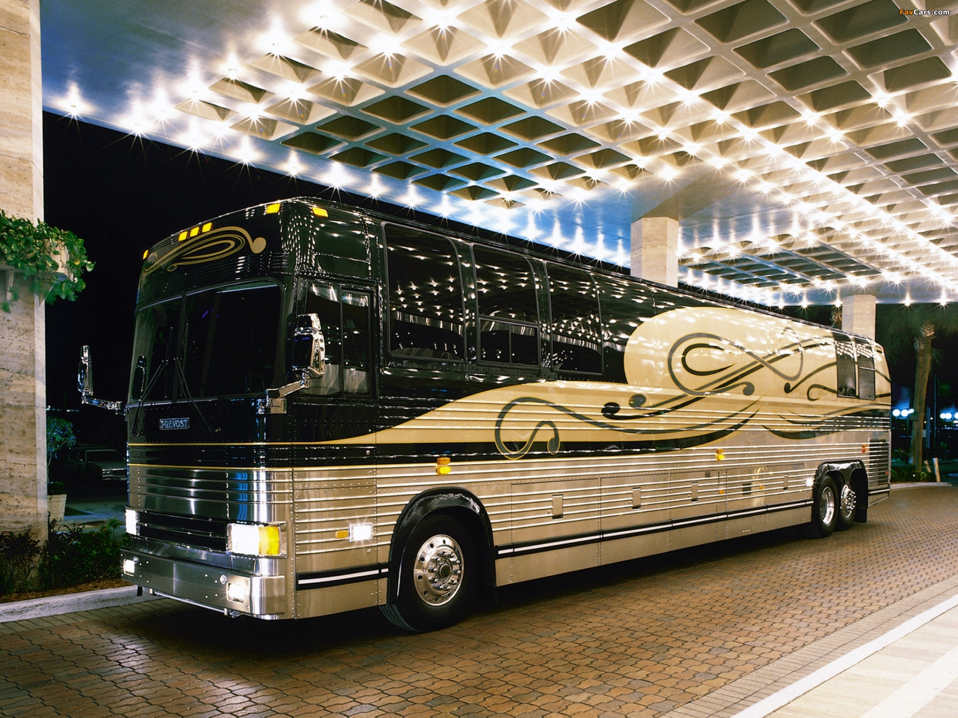 Prevost XL-45 Entertainer images (1920 x 1440)