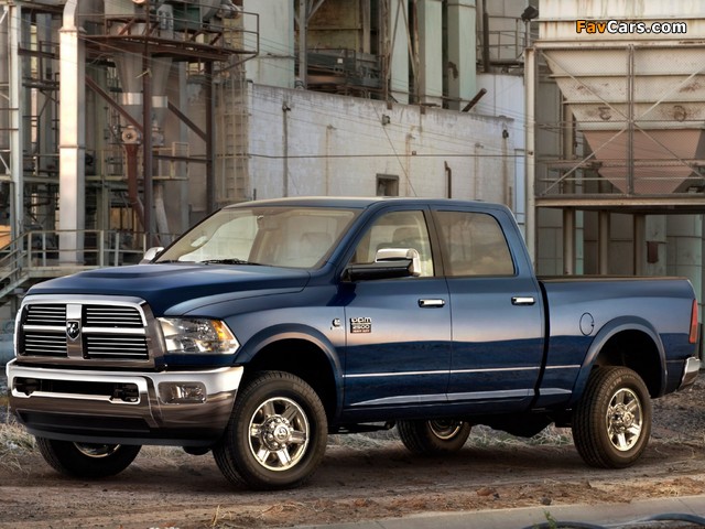 Photos of Ram 2500 Laramie Crew Cab 2009 (640 x 480)