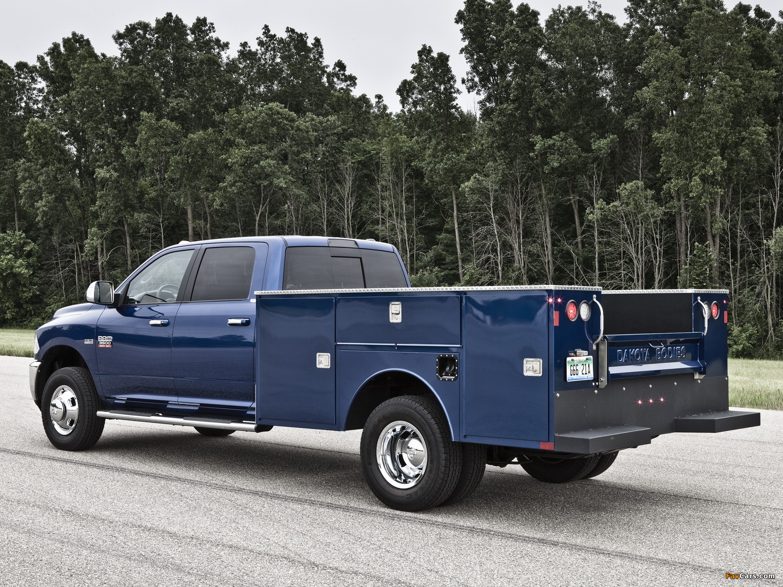 Pictures of Ram 3500 Chassis Cab 2010 (1600 x 1200)