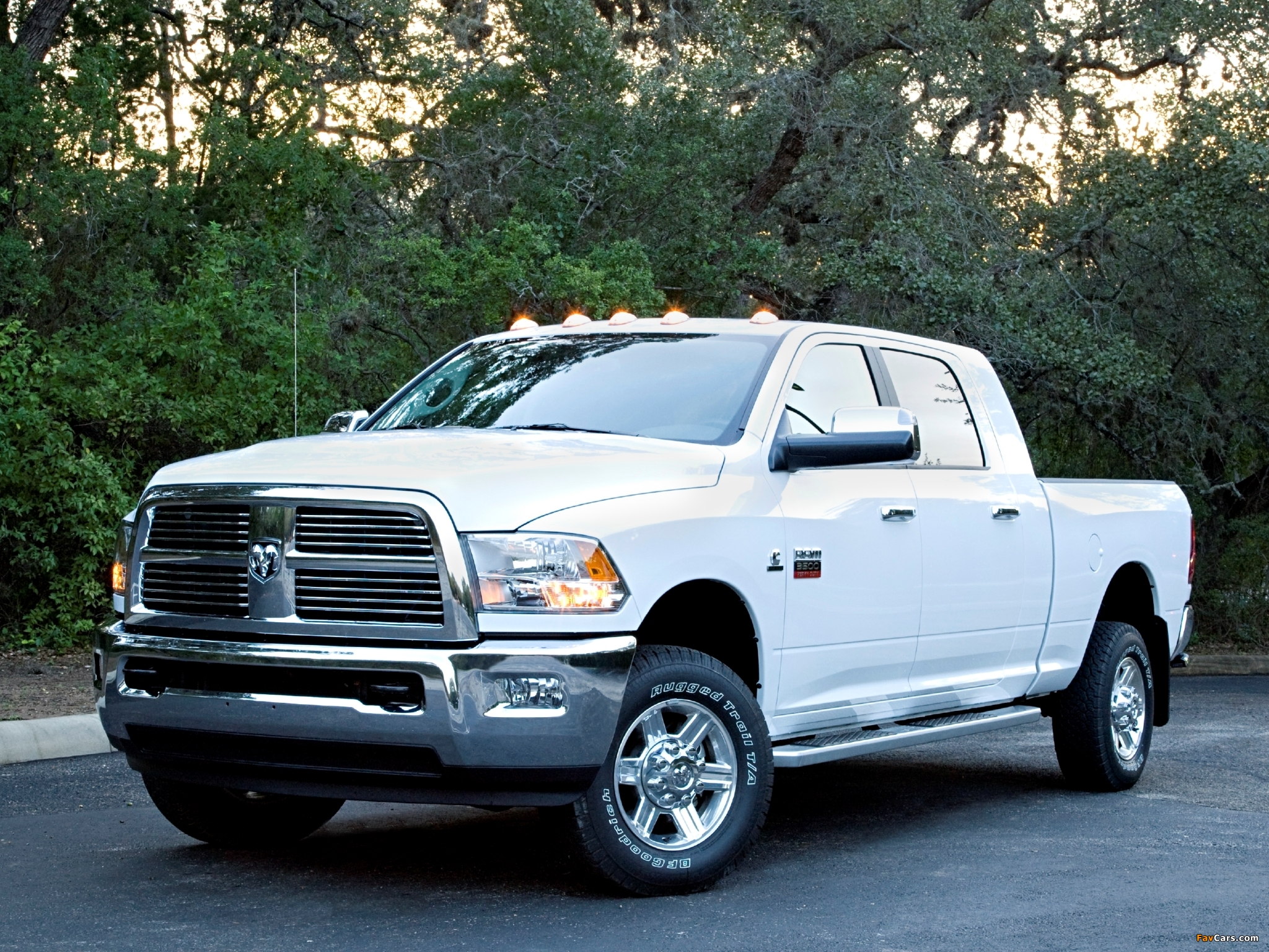 Ram 3500 Heavy Duty Mega Cab 2009 wallpapers (2048 x 1536)