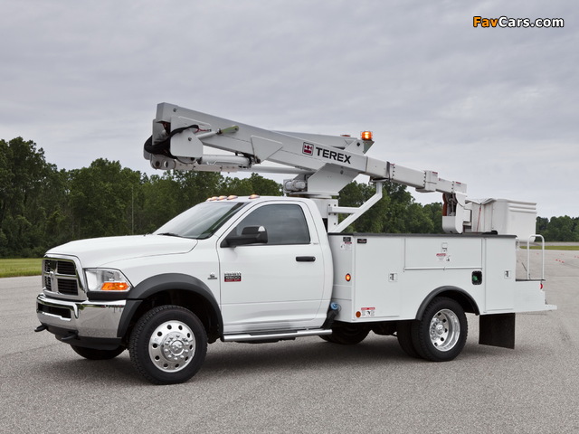 Ram 5500 Chassis Cab 2010 photos (640 x 480)