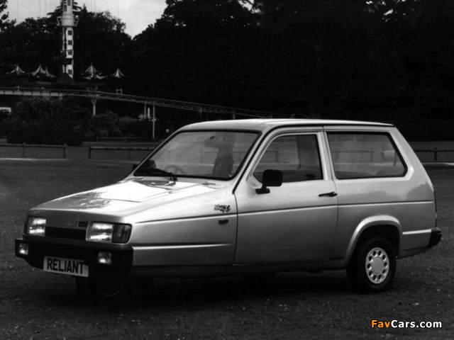 Reliant Robin 21 Anniversary 1994 wallpapers (640 x 480)