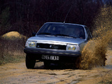 Pictures of Renault 18 4x4 Break 1984–86