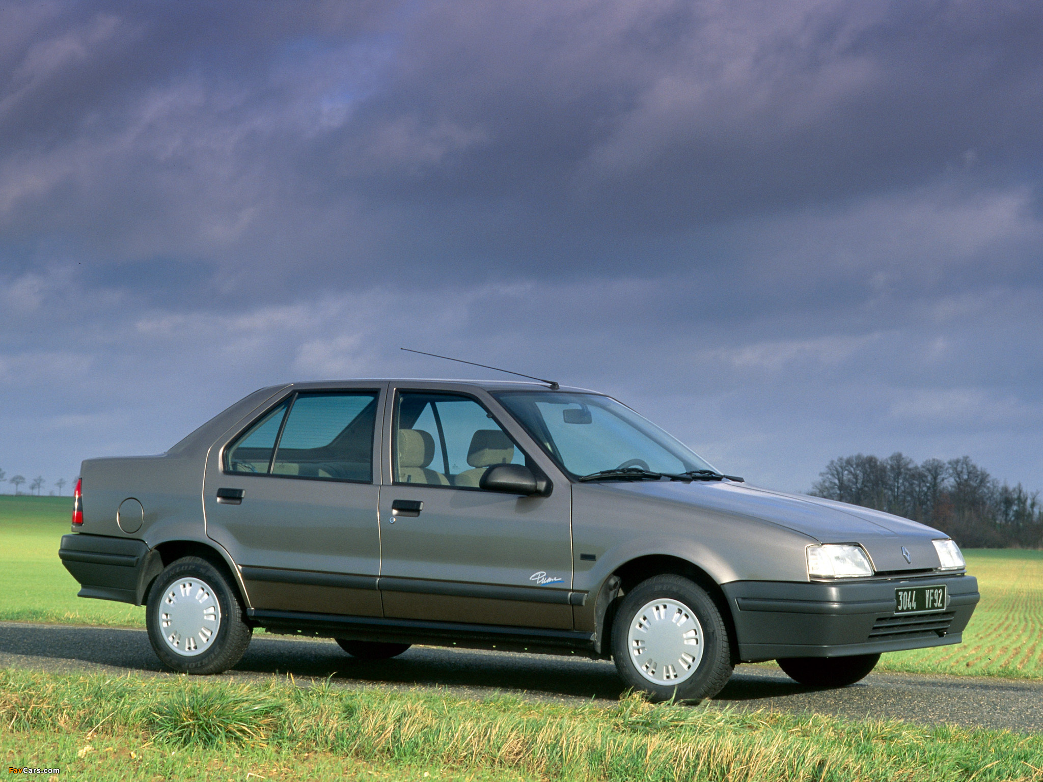 Pictures of Renault 19 Chamade 1989–92 (2048 x 1536)