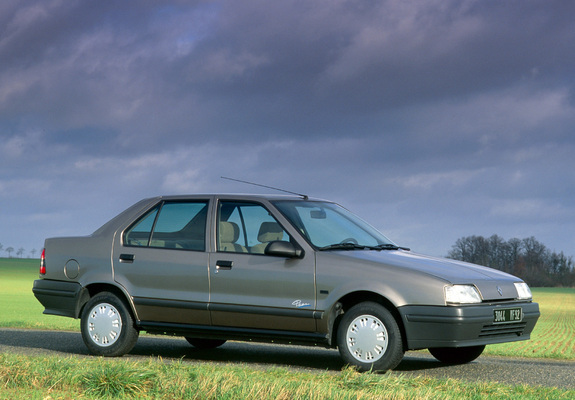 Pictures of Renault 19 Chamade 1989–92