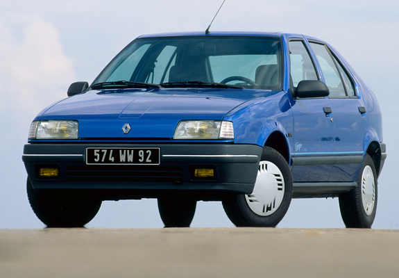 Renault 19 5-door 1988–92 pictures