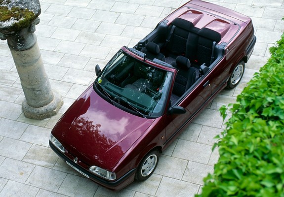 Renault 19 Cabrio 1992–96 photos