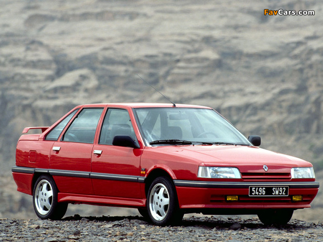 Photos of Renault 21 TXI Quadra 1990–93 (640 x 480)