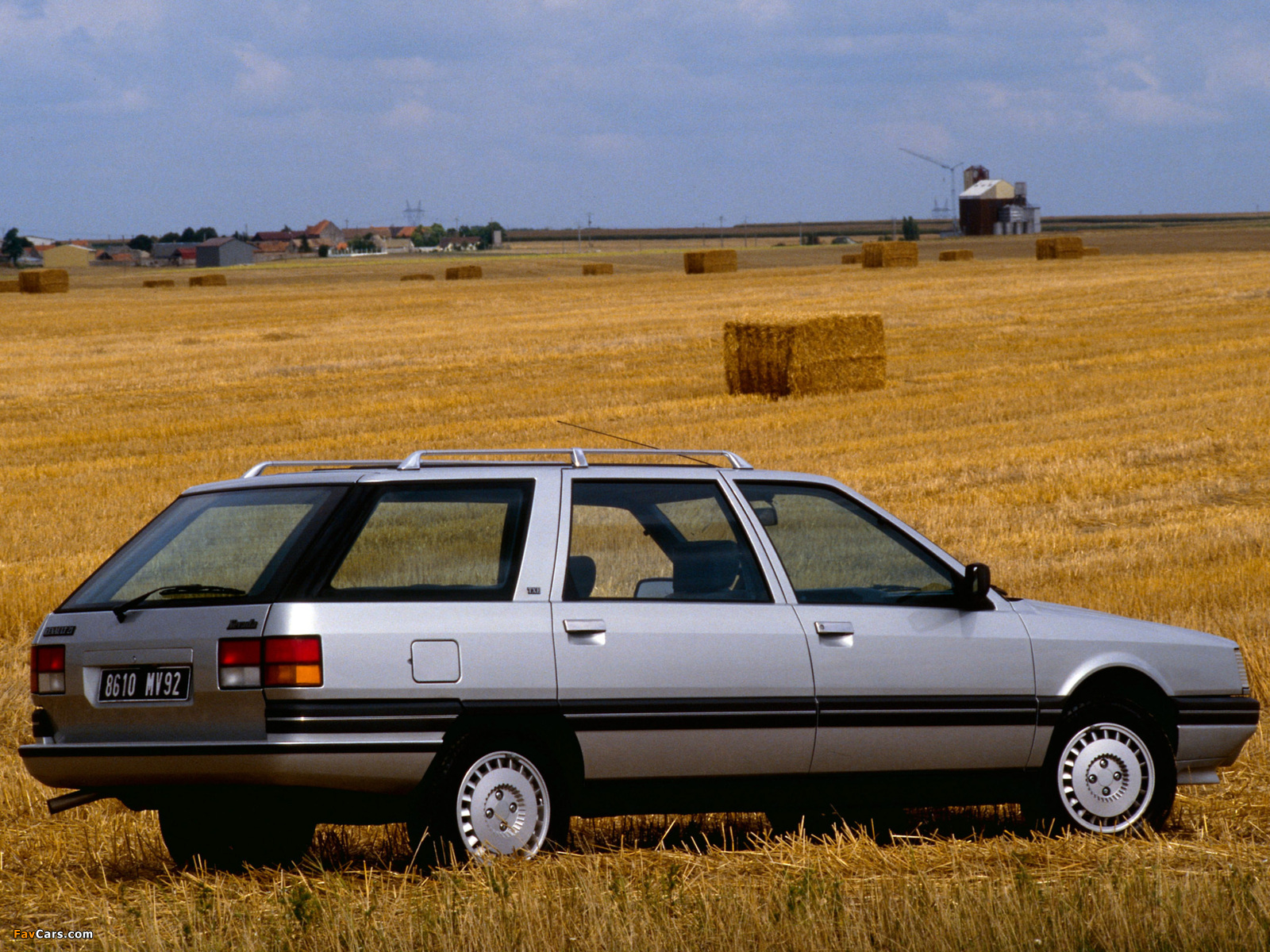 Pictures of Renault 21 Nevada 1987–89 (1600 x 1200)