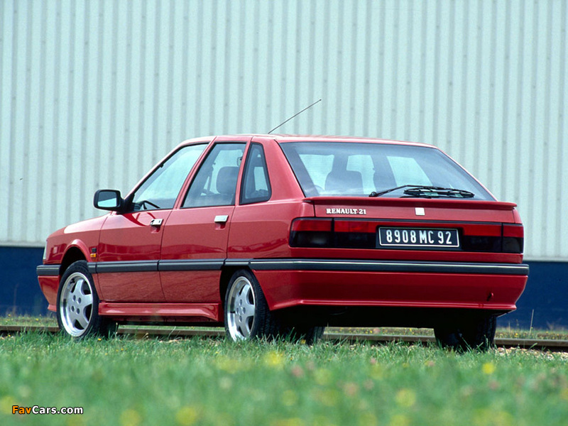 Pictures of Renault 21 TXI Hatchback 1990–94 (800 x 600)