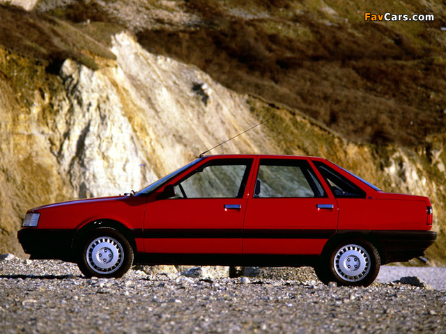 Renault 21 1986–89 images (640 x 480)