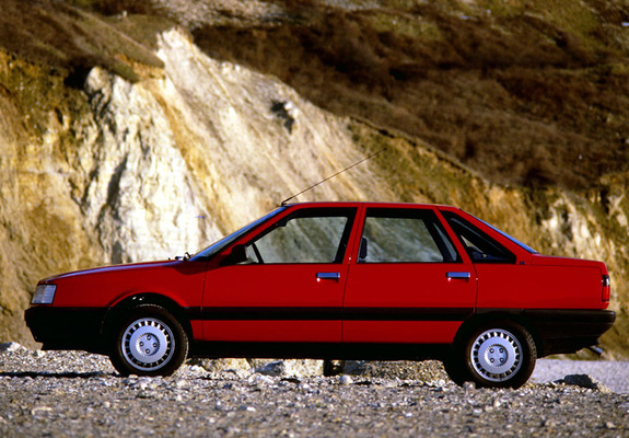 Renault 21 1986–89 images
