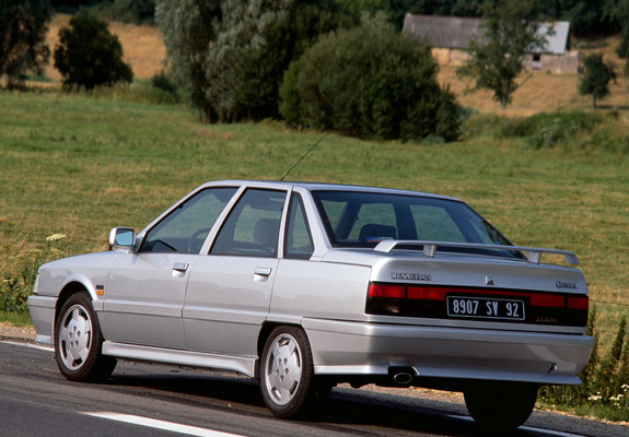 Renault 21 Turbo Quadra 1989–93 images