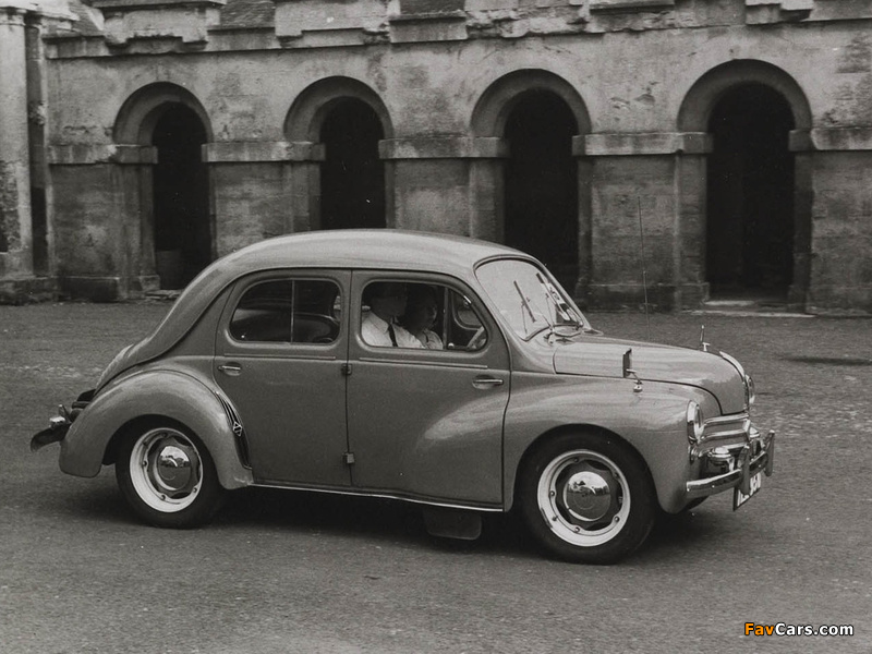 Pictures of Renault 4 CV Sport 1954–61 (800 x 600)