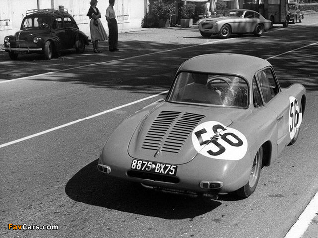 Renault 4 CV Coupe by Vernet & Pairard 1954 pictures (640 x 480)