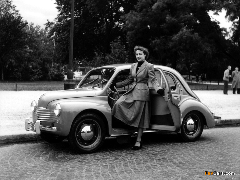 Renault 4 CV 1947–54 images (800 x 600)