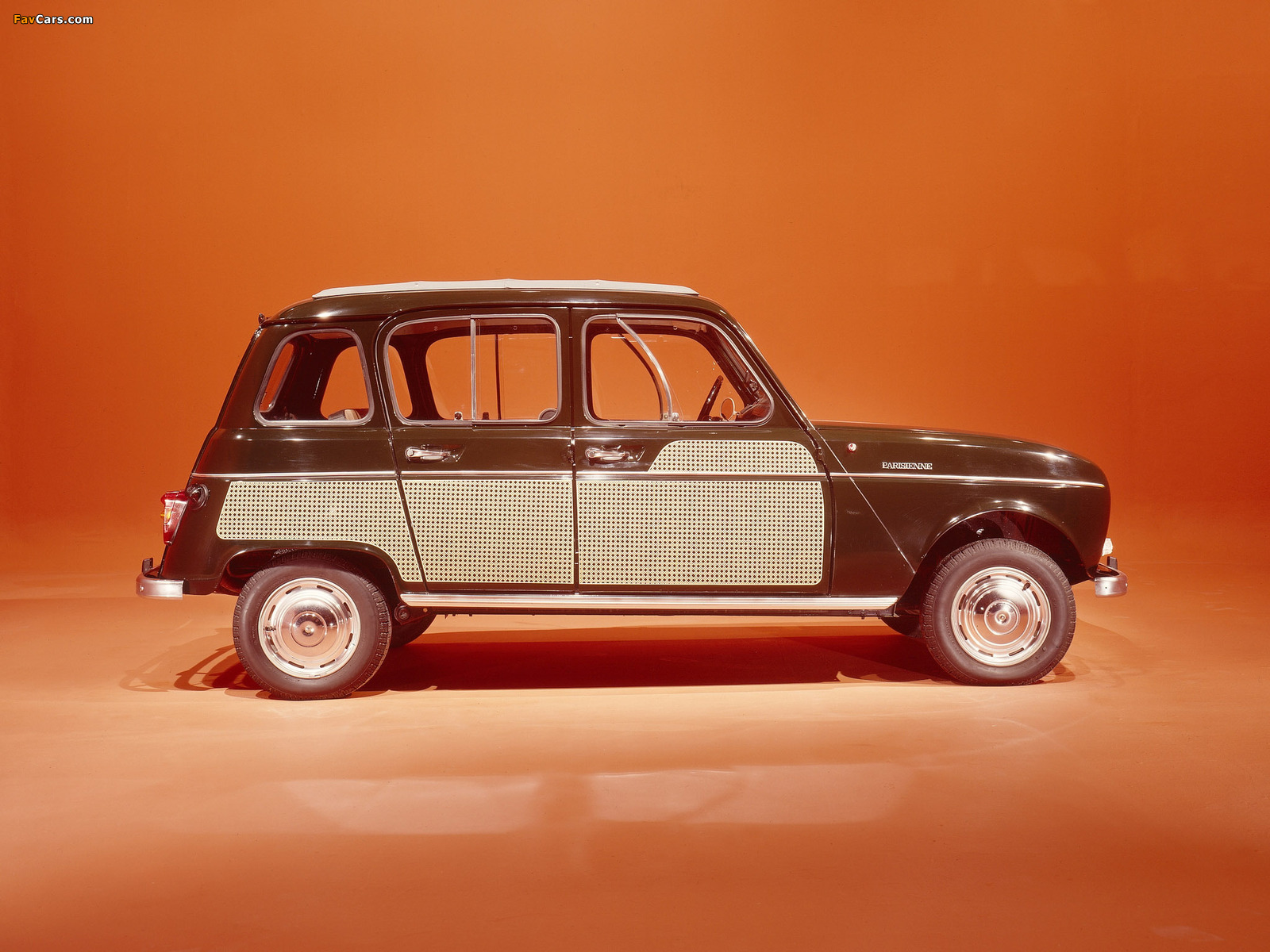 Photos of Renault 4 La Parisienne 1963–67 (1600 x 1200)