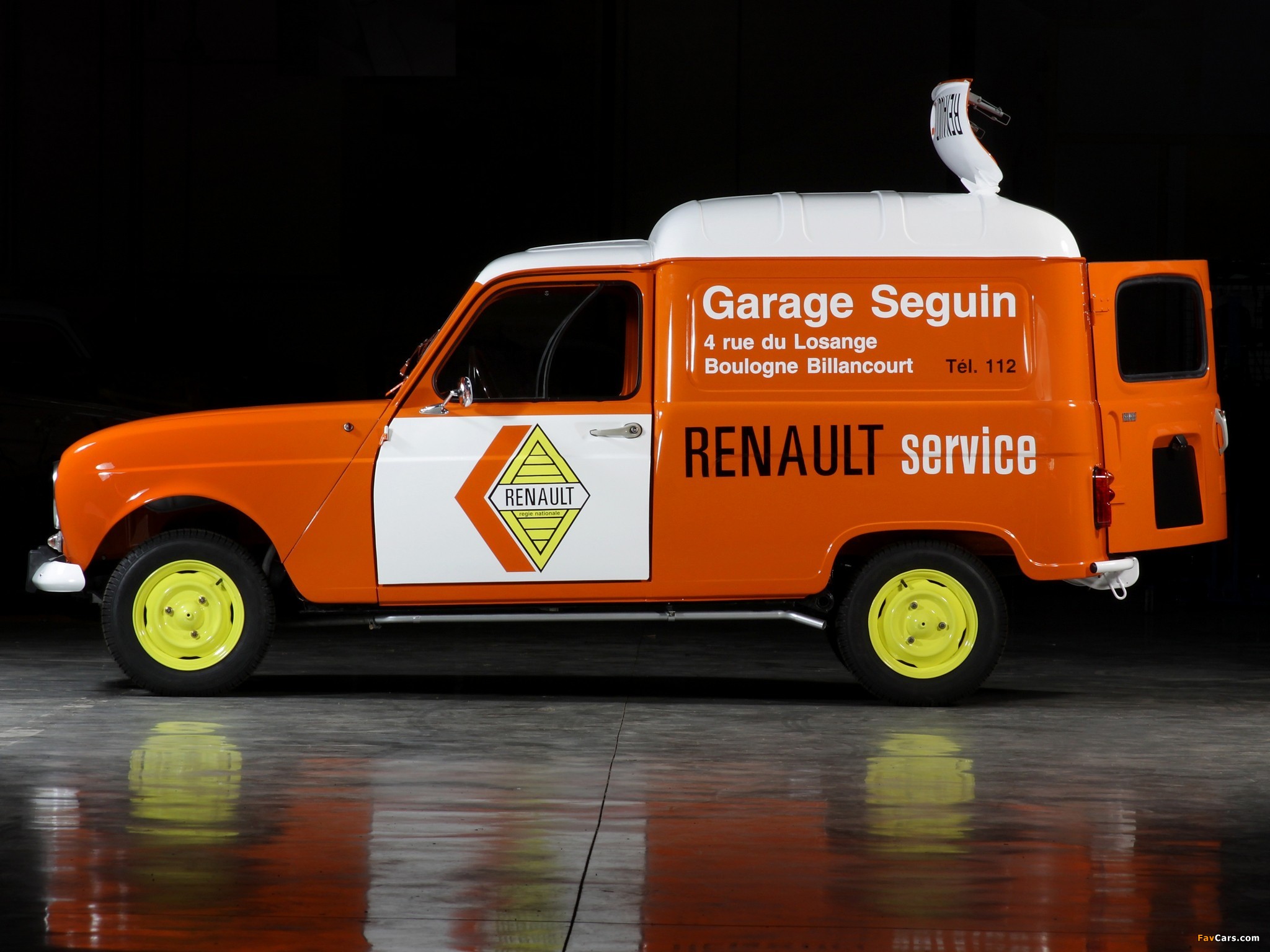 Renault 4 Fourgonnette 1967–74 wallpapers (2048 x 1536)