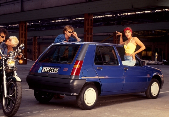 Renault 5 Blue Jeans 1989 photos