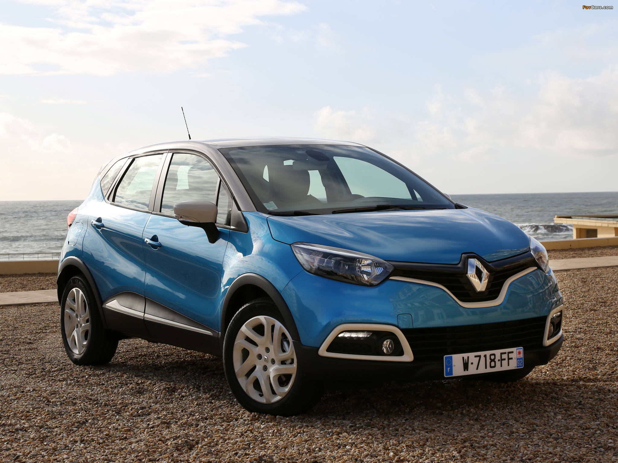 Renault Captur 2013 images (2048 x 1536)
